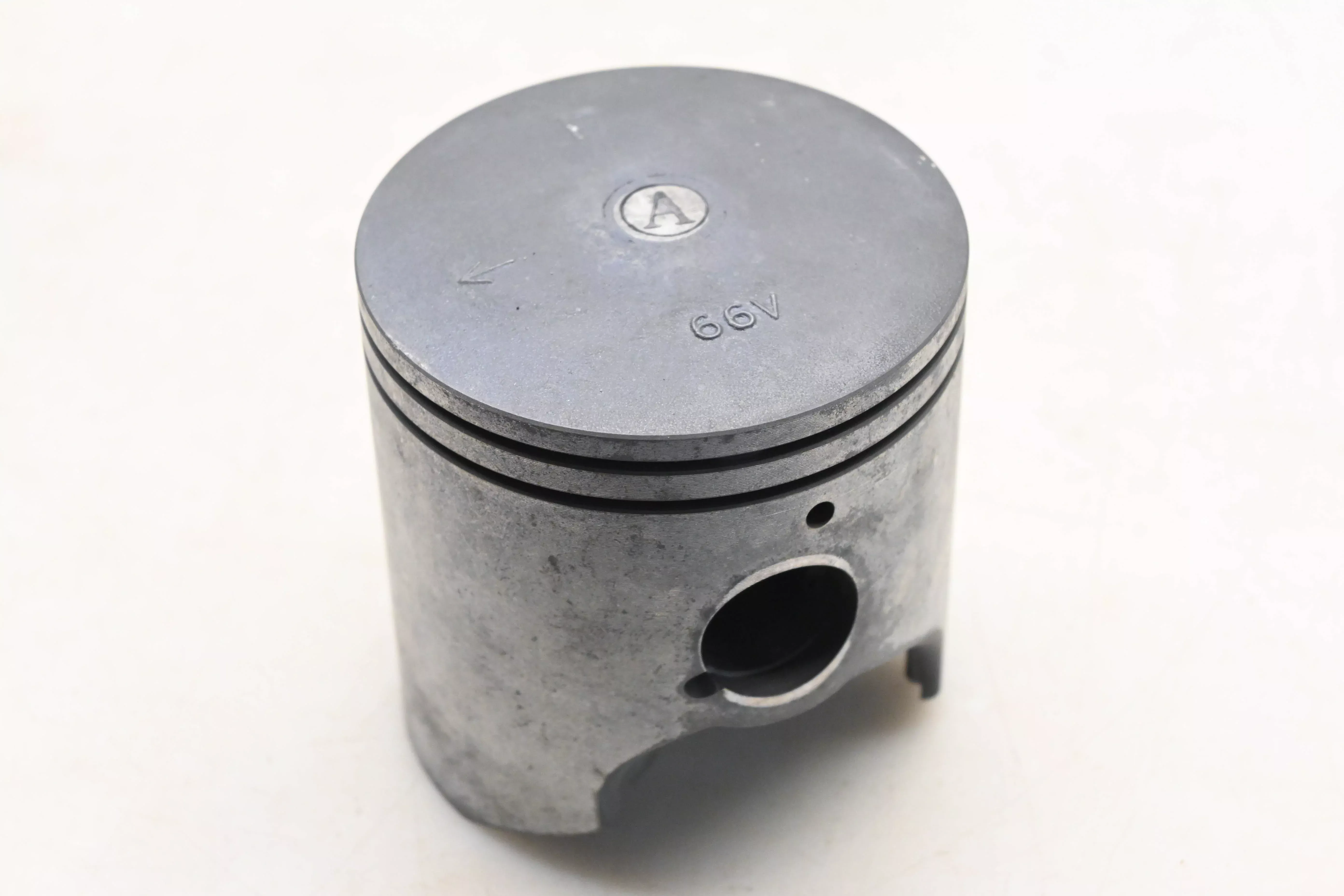 New OEM Yamaha 66V-11631-00-A0 Piston NOS